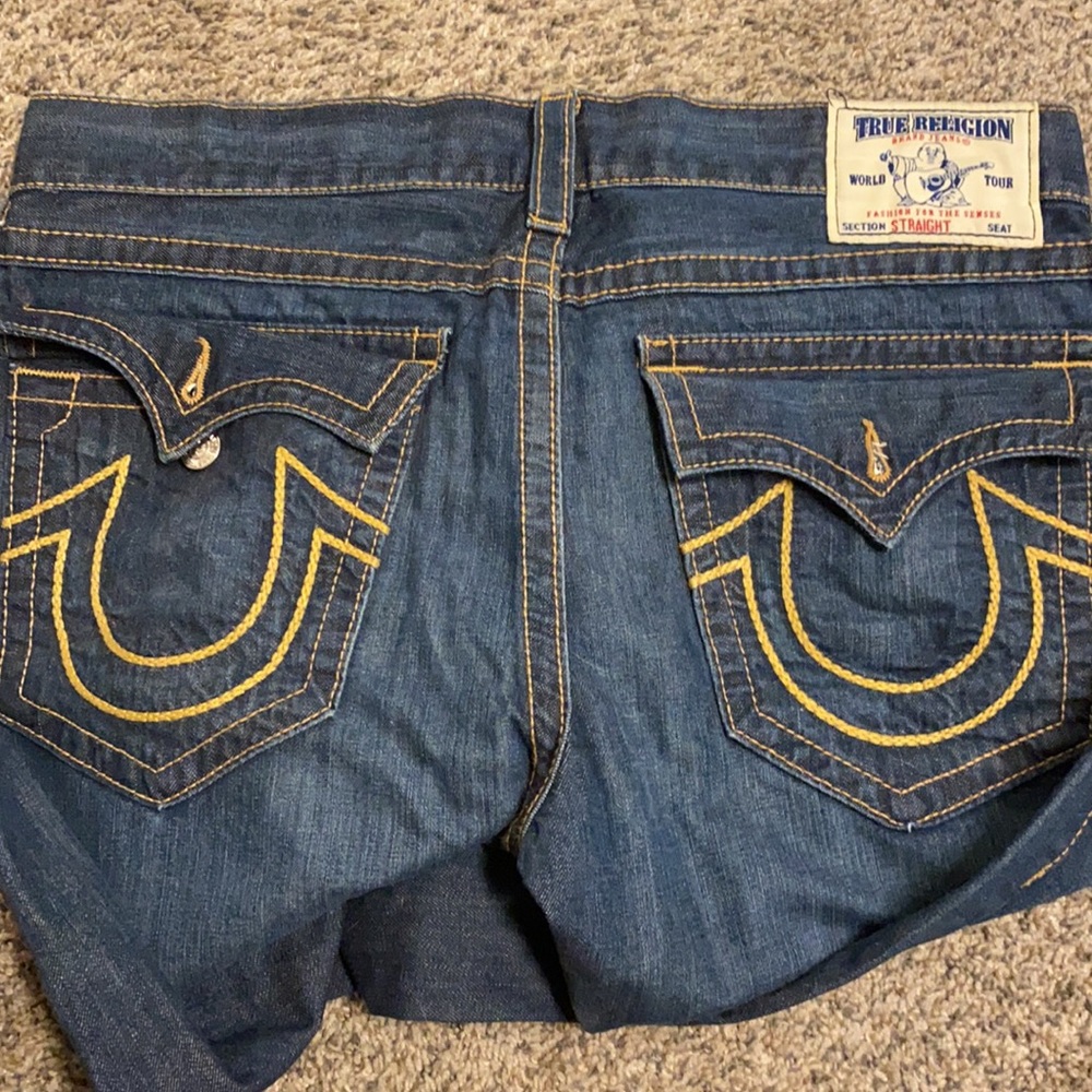 Men’s True Religion 36